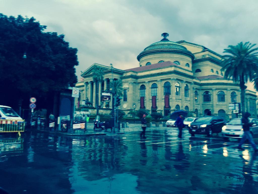 La Casetta Al Massimo By Domusicily Παλέρμο Δωμάτιο φωτογραφία